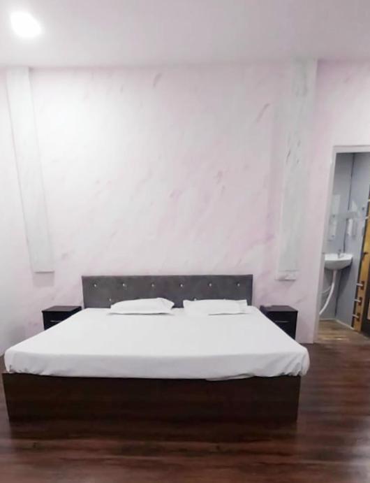 The Black Leaf Raipur (Chhattisgarh) Exterior photo
